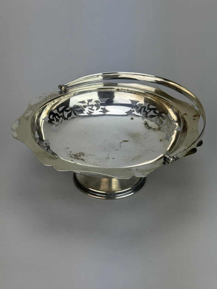 Centrotavola Cestino vintage in silverplate con dettaglio traforato