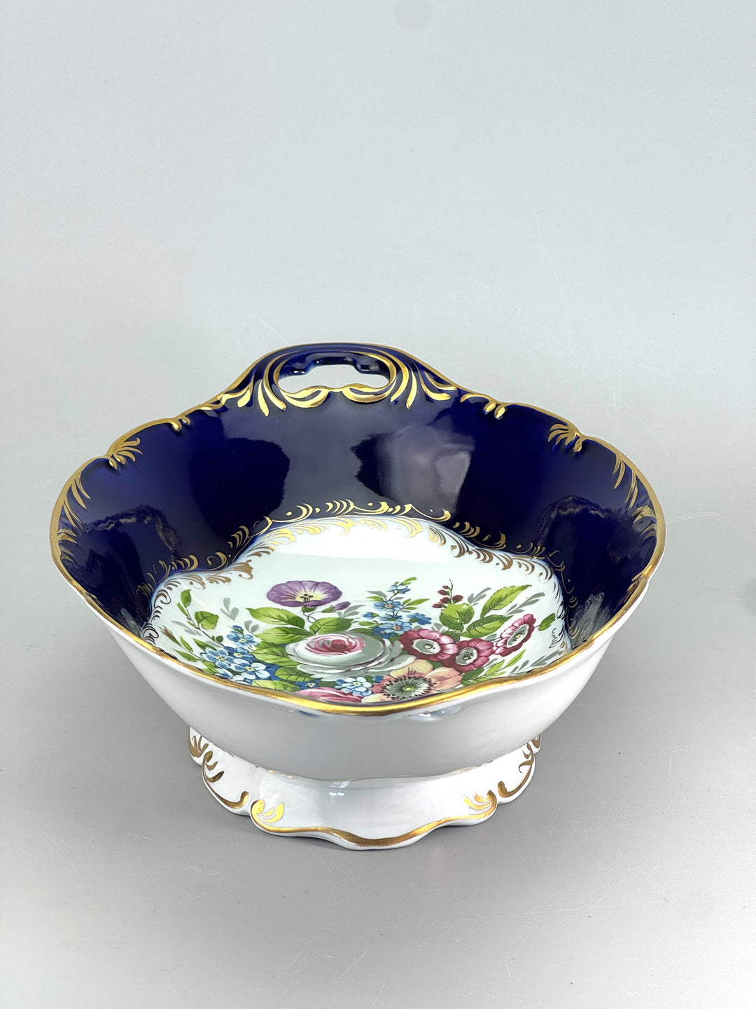 Svuotatasche vintage in porcellana di Limoges dipinta a mano