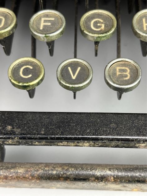 Macchina da scrivere Olivetti M40