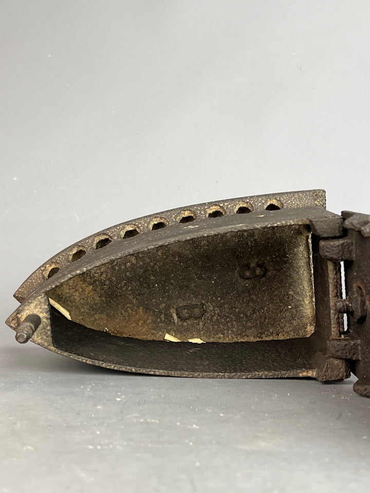 Antico Ferro da stiro ghisa e legno vintage