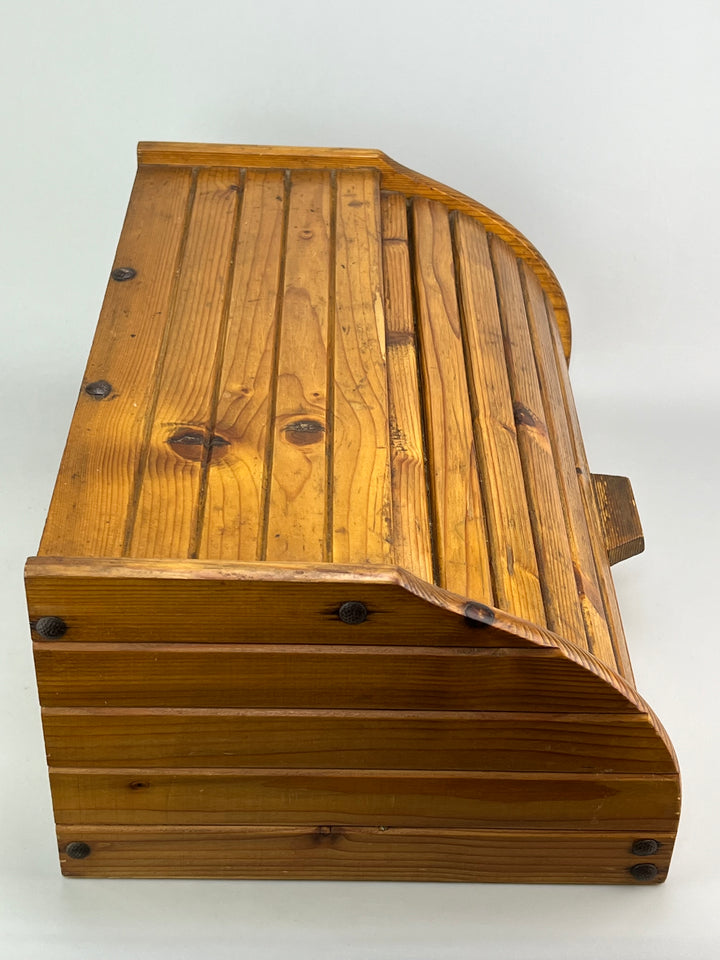 Portapane vintage in legno