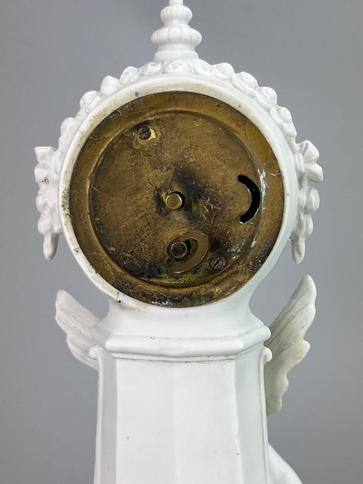 Orologio da Mensola in Biscuit – Scultura “Amore e Psiche” – Junghans (Germania)