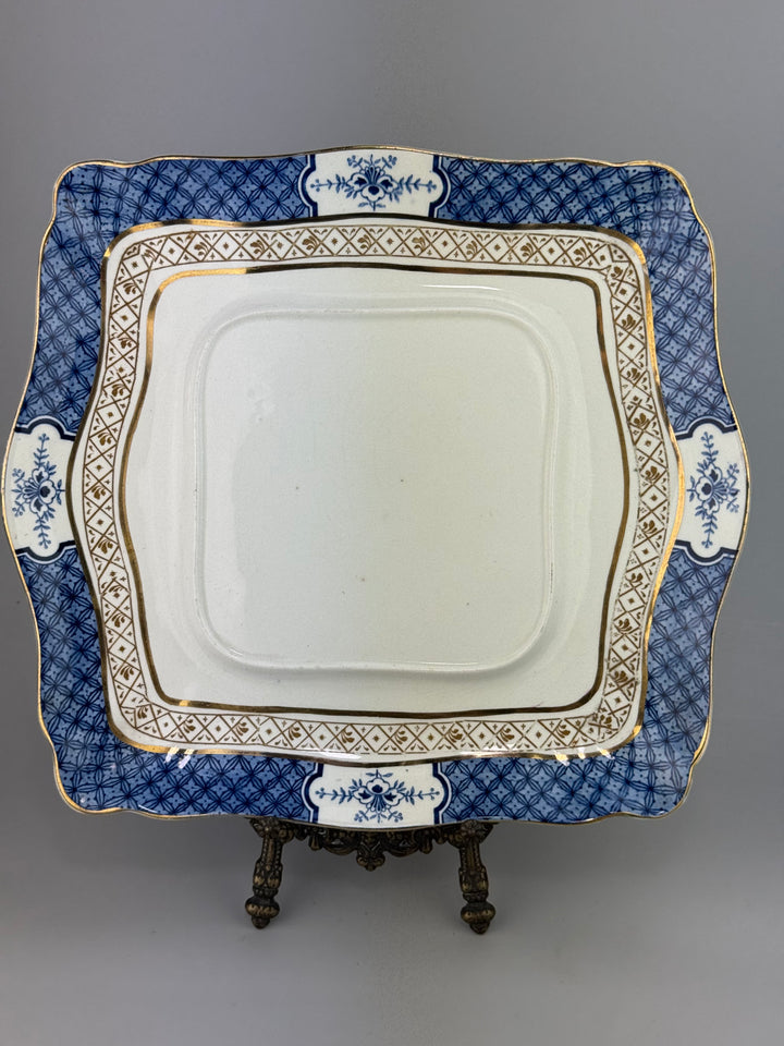 Vassoio Wood & Sons “Yuan” in porcellana inglese blu e oro