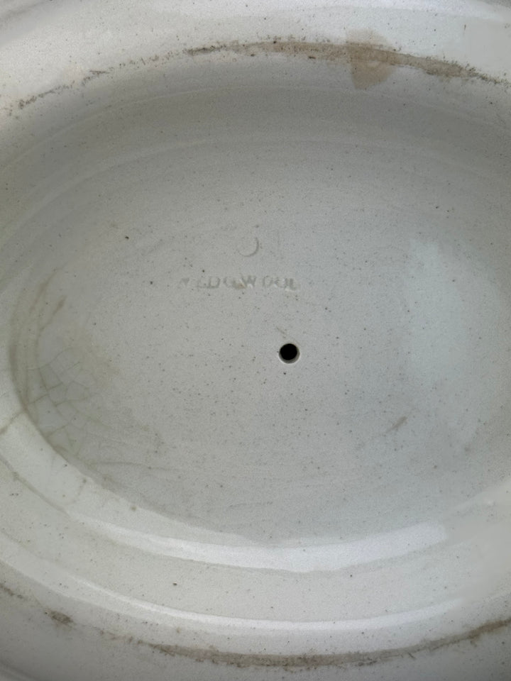 Zuppiera in ceramica Wedgwood bianca con cucchiaio vintage