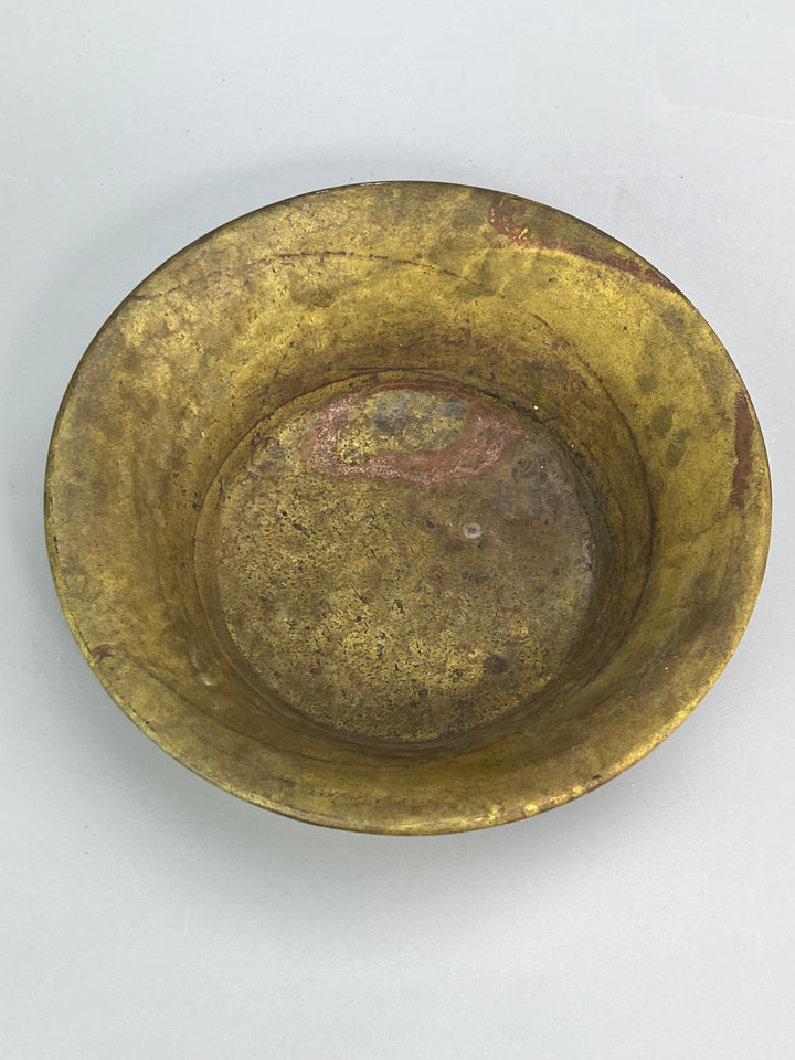 Bilancia vintage in ghisa con piatti in ottone