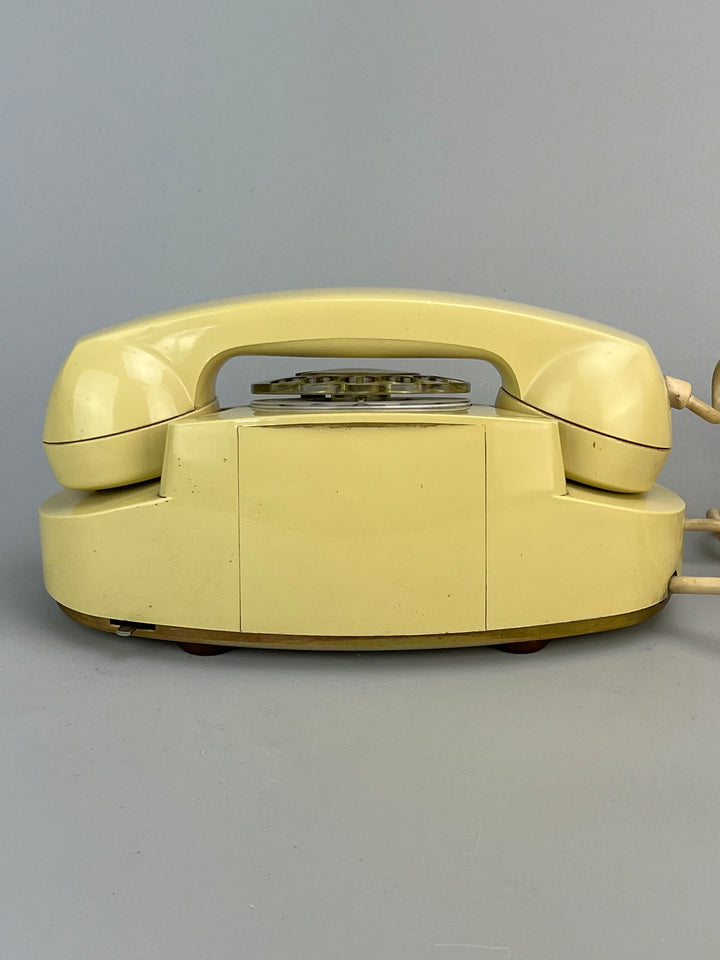 Telefono vintage Face Standard “Lillo” anni ’70