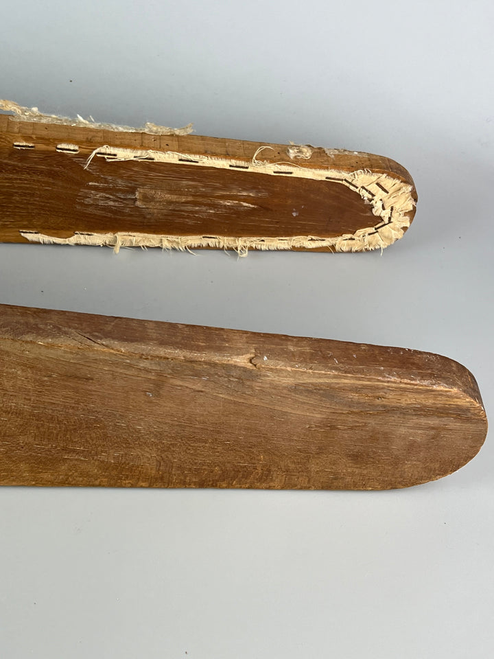 Antico Stiramaniche in legno vintage