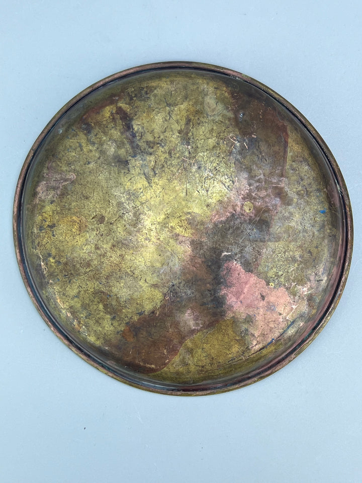 Bilancia vintage in ghisa con piatti in ottone