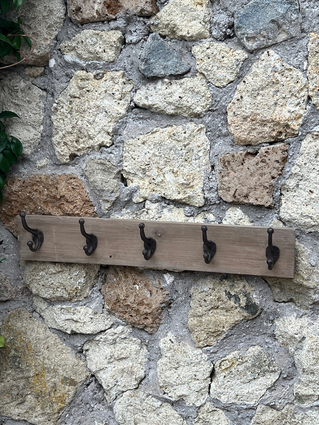 Appendiabiti da parete in legno e 5 ganci stile rustico industriale