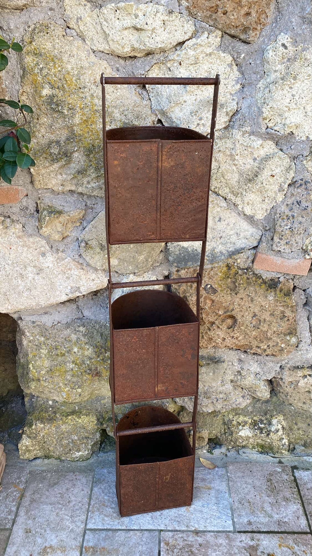 Portavasi da parete in ferro con 3 Contenitori in stile rustico