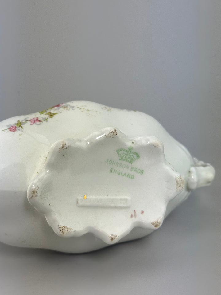 Salsiera vintage in porcellana Johnson Bros England