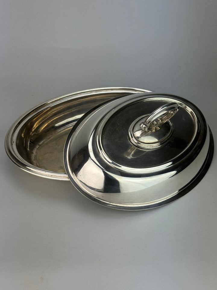 Legumiera inglese con coperchio in silverplate vintage