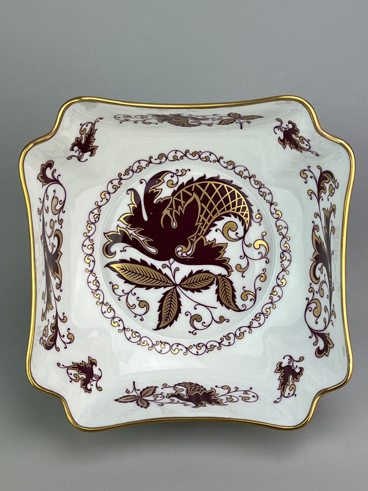 Svuotatasche in porcellana Limoges decoro fogliaceo dorato e bordeaux