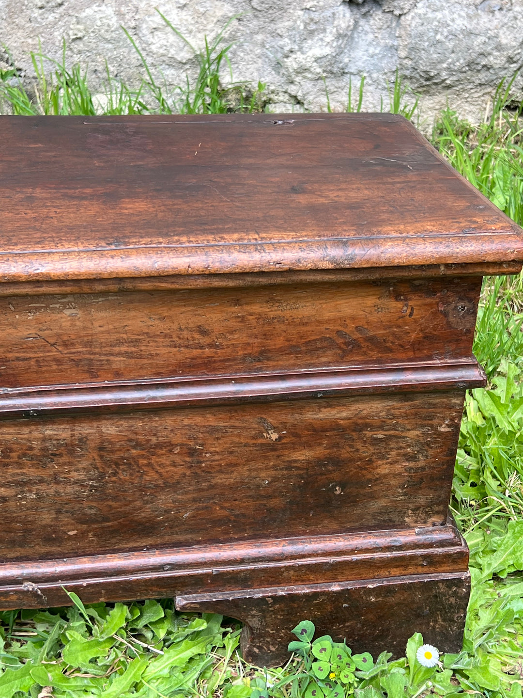 Cassapanca in Legno Massello – Antica, Epoca XX Secolo