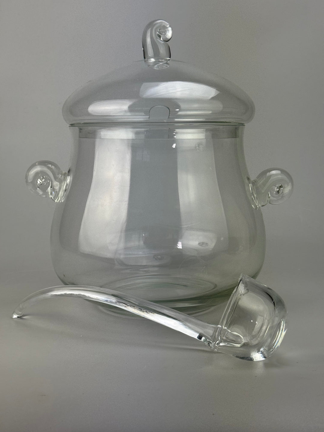 Ciotola vintage da punch in vetro con coperchio e mestolo