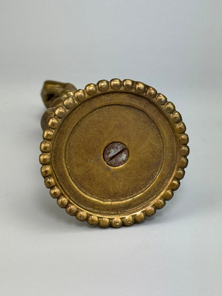 Coppia di statue balinesi in ottone figure tradizionali