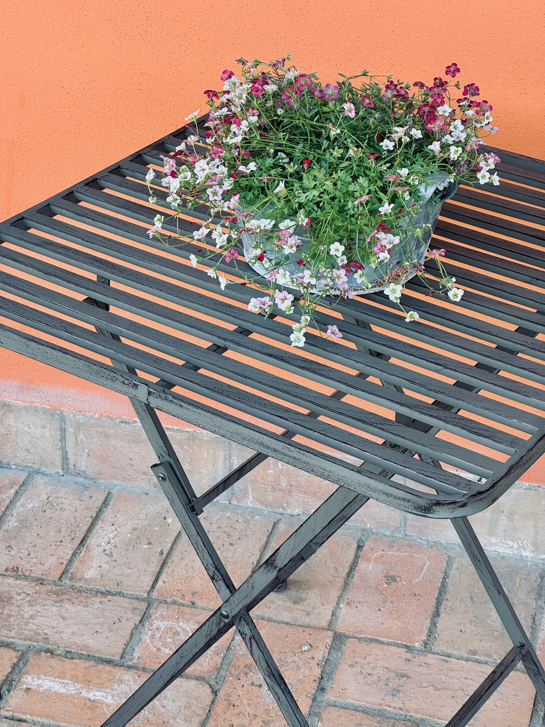 Set da esterno con tavolino e 2 sedie pieghevoli