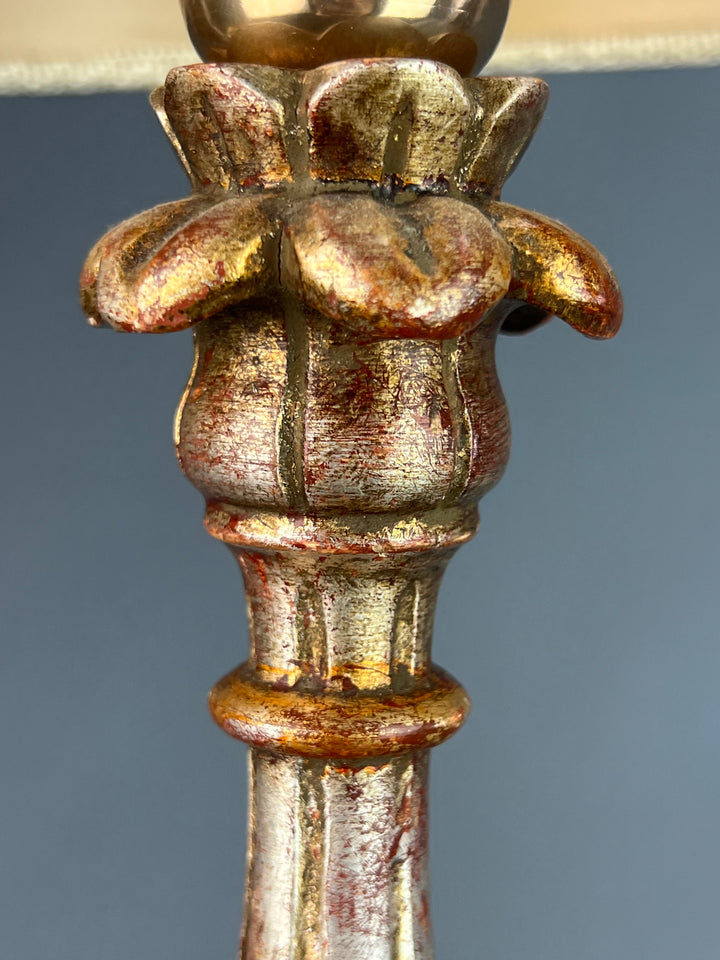 Lampada da tavolo legno dorato paralume verde