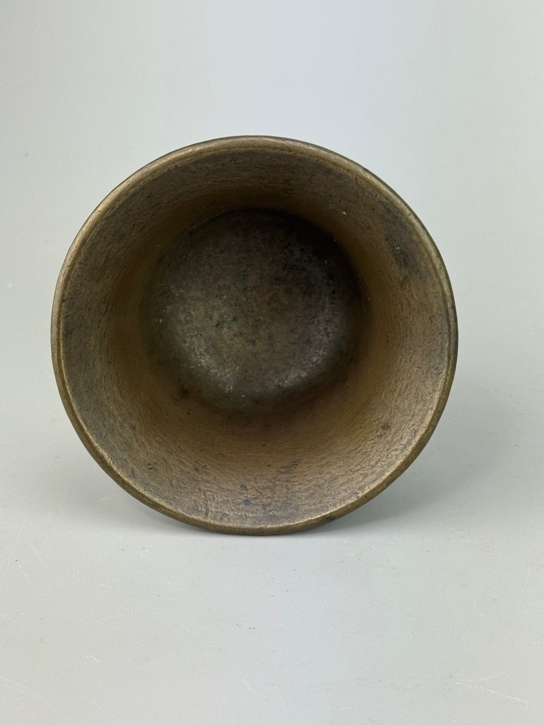 Mortaio in ottone con pestello vintage