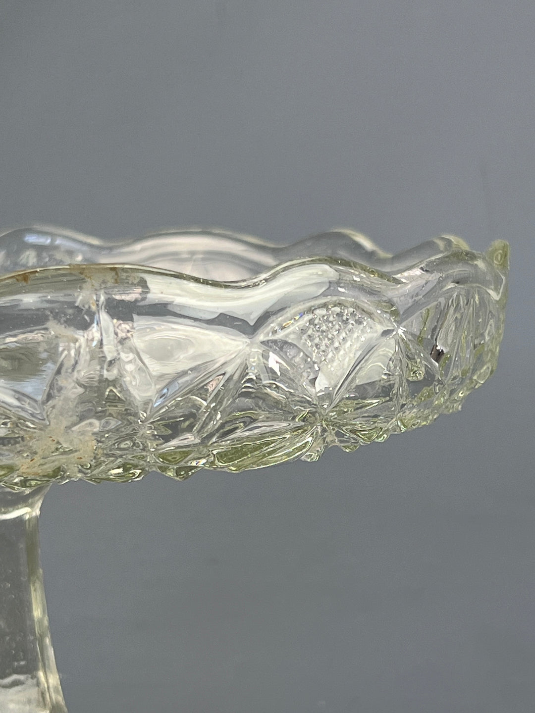 Alzata vetro pressato vintage