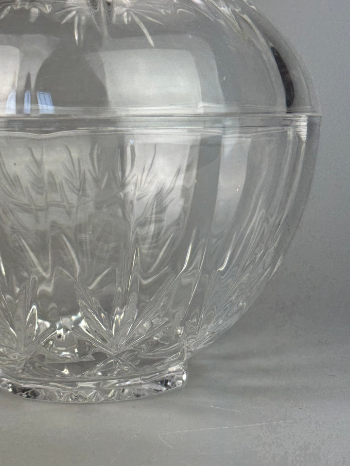 Scatola porta bon bon vintage in vetro trasparente decorato con coperchio