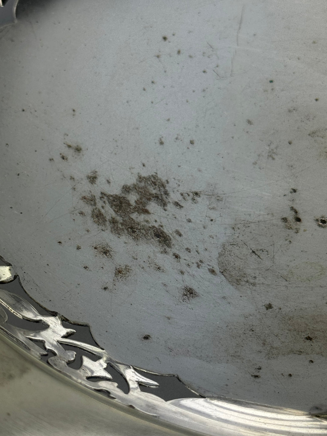 Centrotavola Cestino vintage in silverplate con dettaglio traforato