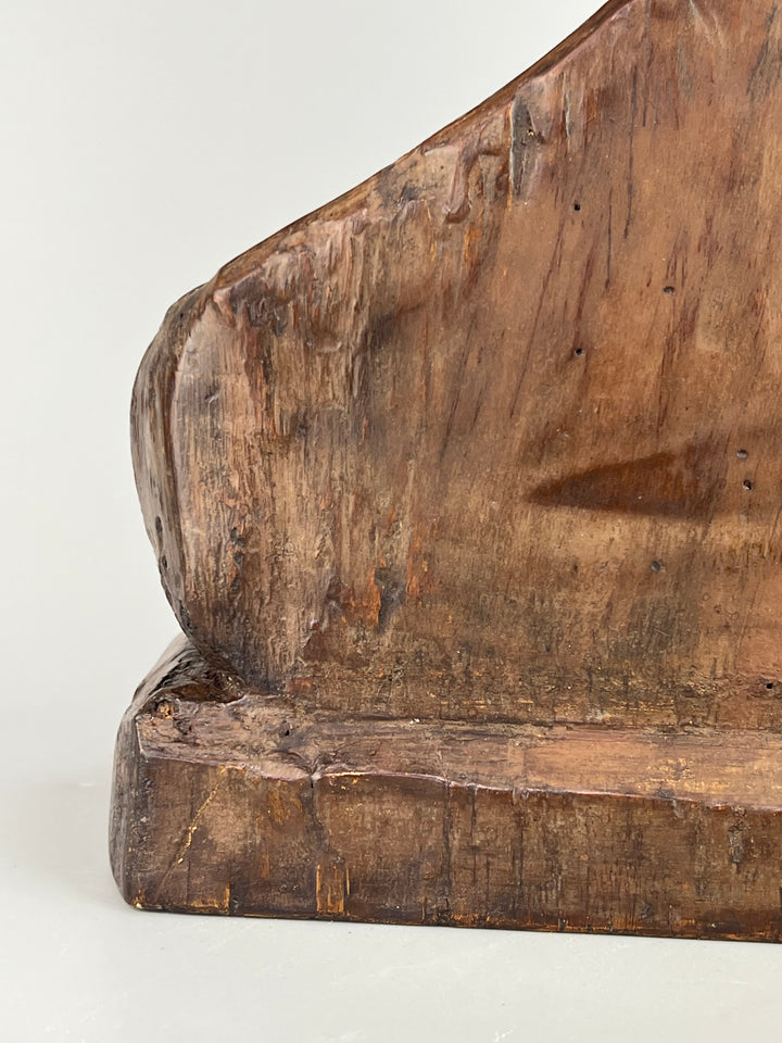 Coppia di capitelli in legno intagliati a mano elementi architettonici antichi