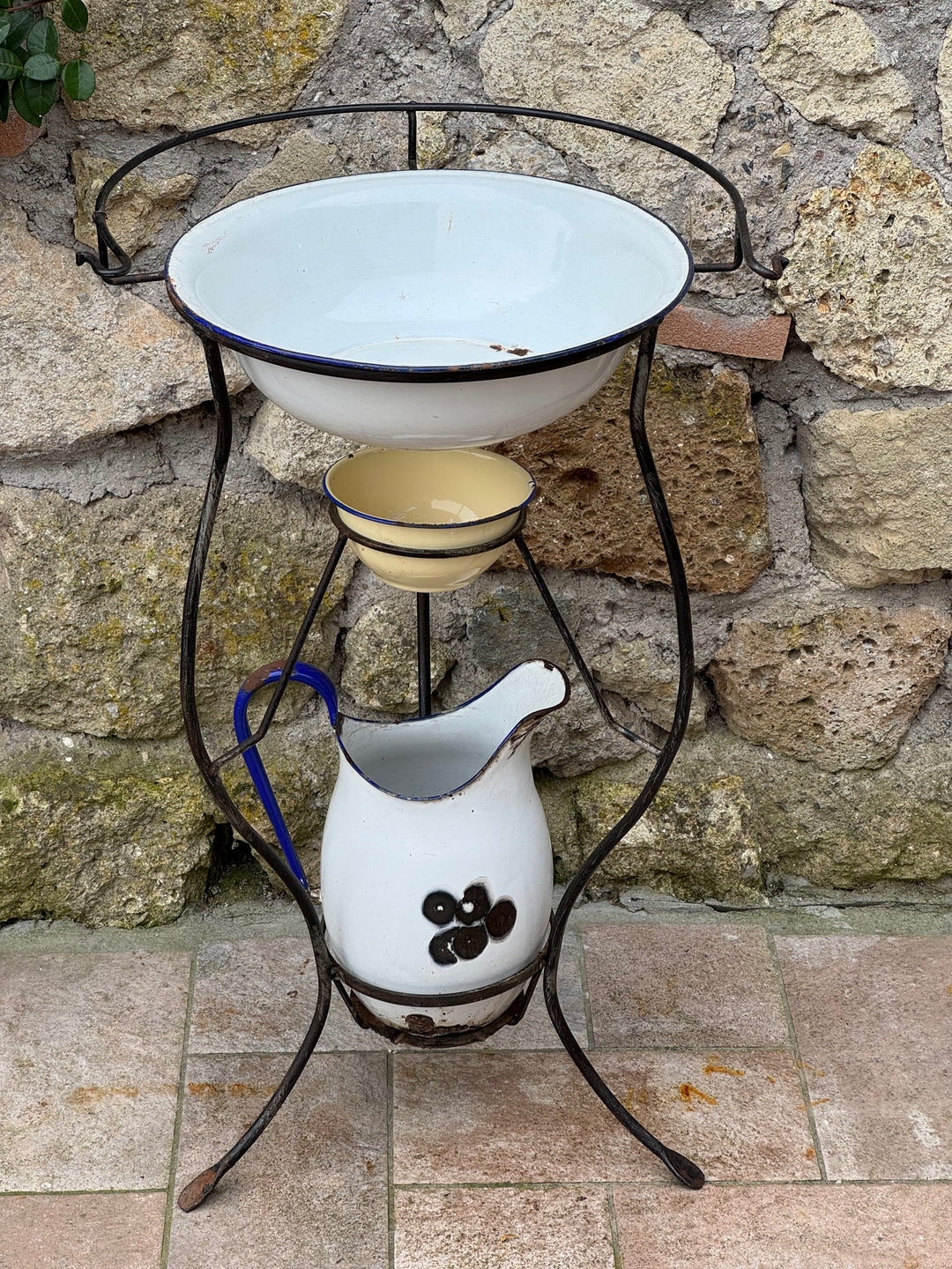 Set da toeletta vintage in latta smaltata