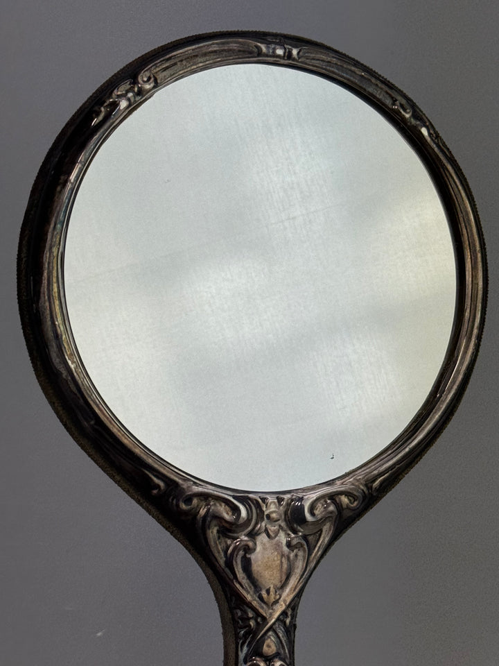 Specchietto da mano in argento cesellato decoro floreale Liberty
