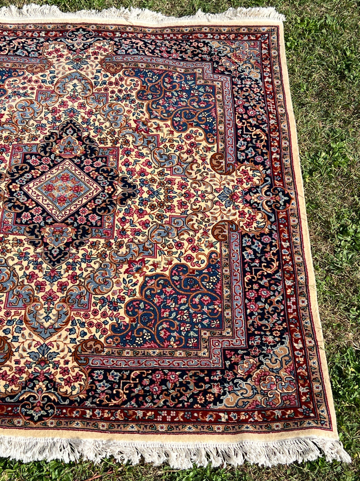 Tappeto Berkana Royal Mongolia 185×165 cm