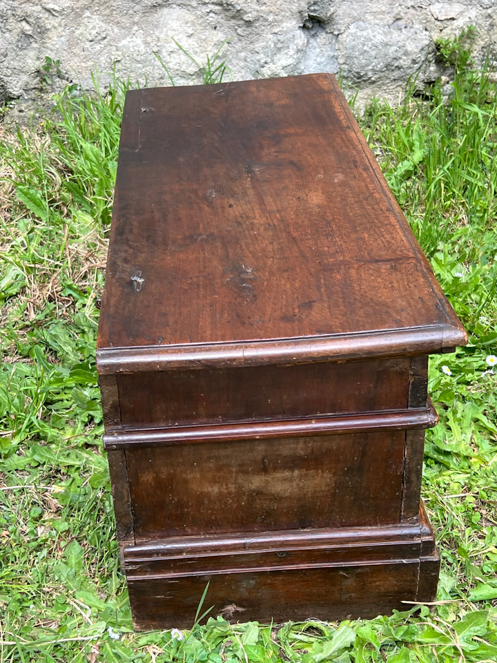 Cassapanca in Legno Massello – Antica, Epoca XX Secolo