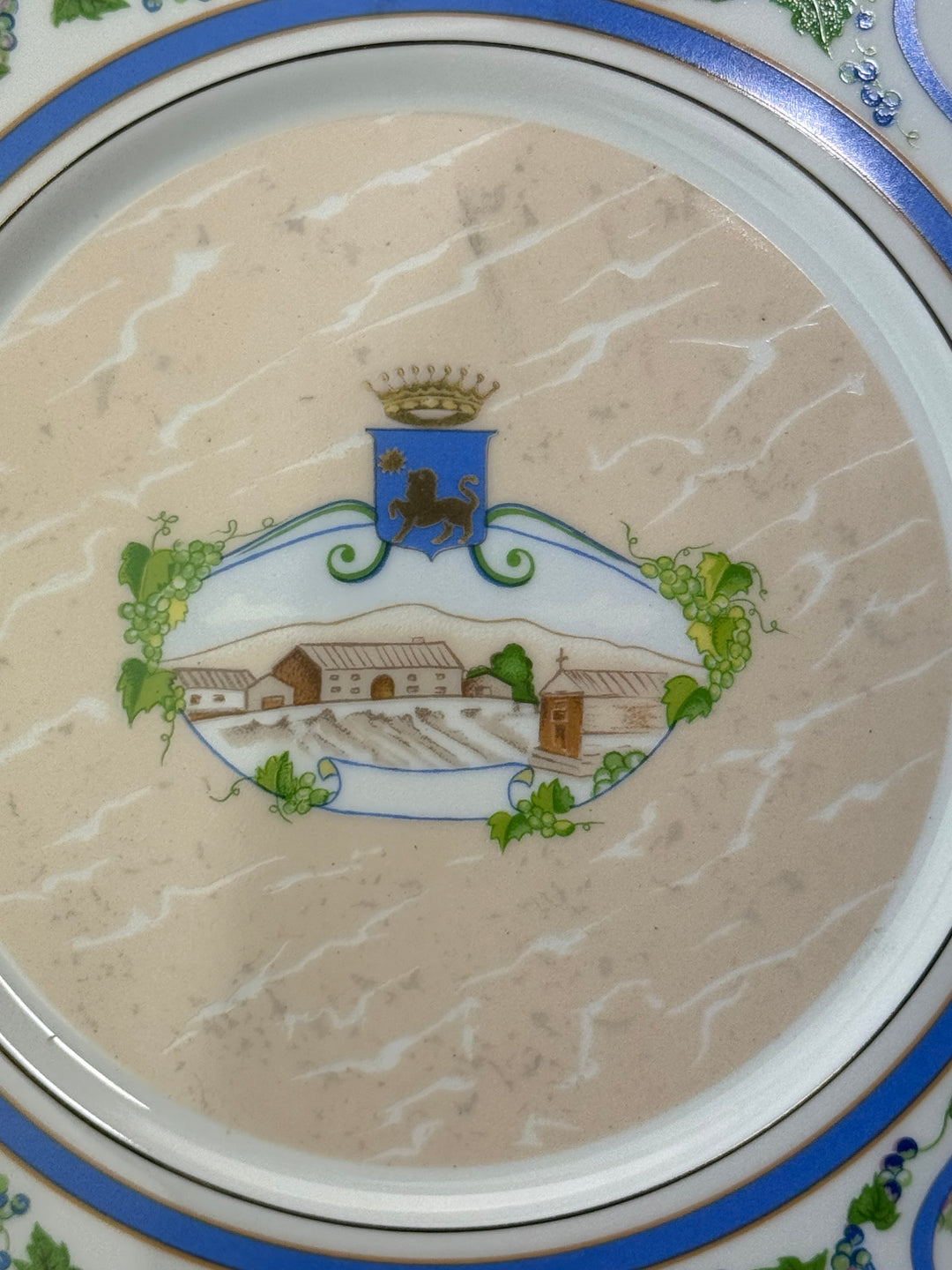 Vassoio da portata porcellana Ancap decorata con vigne e uccelli