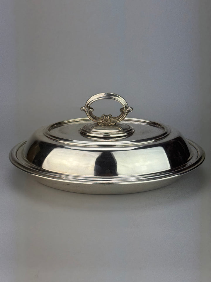 Legumiera inglese con coperchio in silverplate vintage