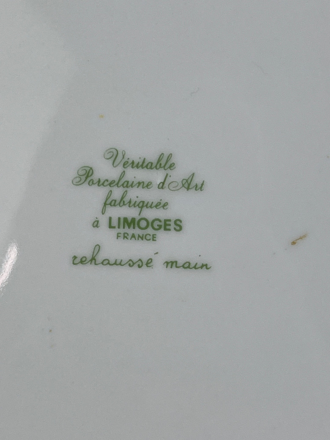 Piatto decorativo in porcellana di Limoges con scena di campagna