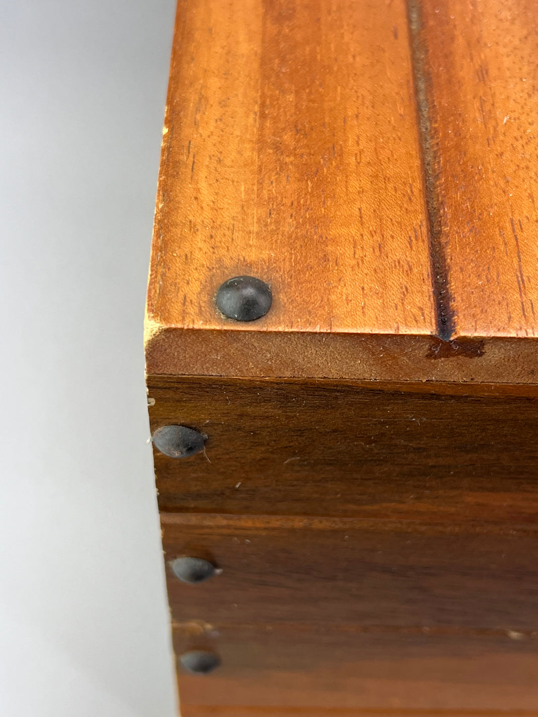 Porta pane vintage in legno con serrandina vintage