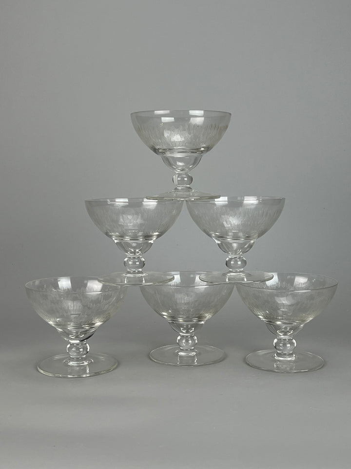 Set dodici coppe champagne cristallo inciso
