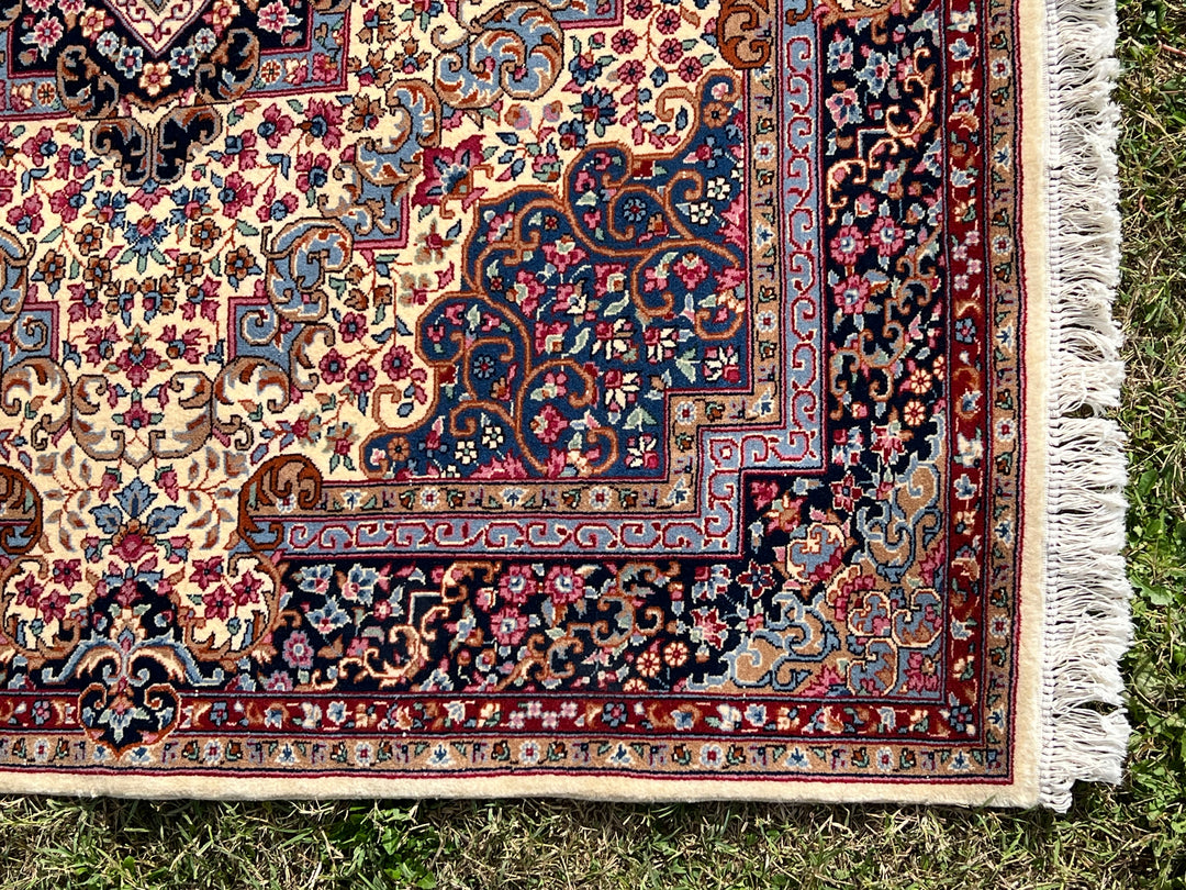 Tappeto Berkana Royal Mongolia 185×165 cm