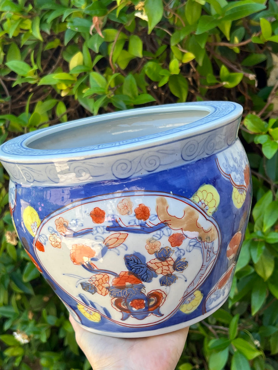 Cachepot cinese in porcellana decorato a mano con motivi floreali in stile Imari
