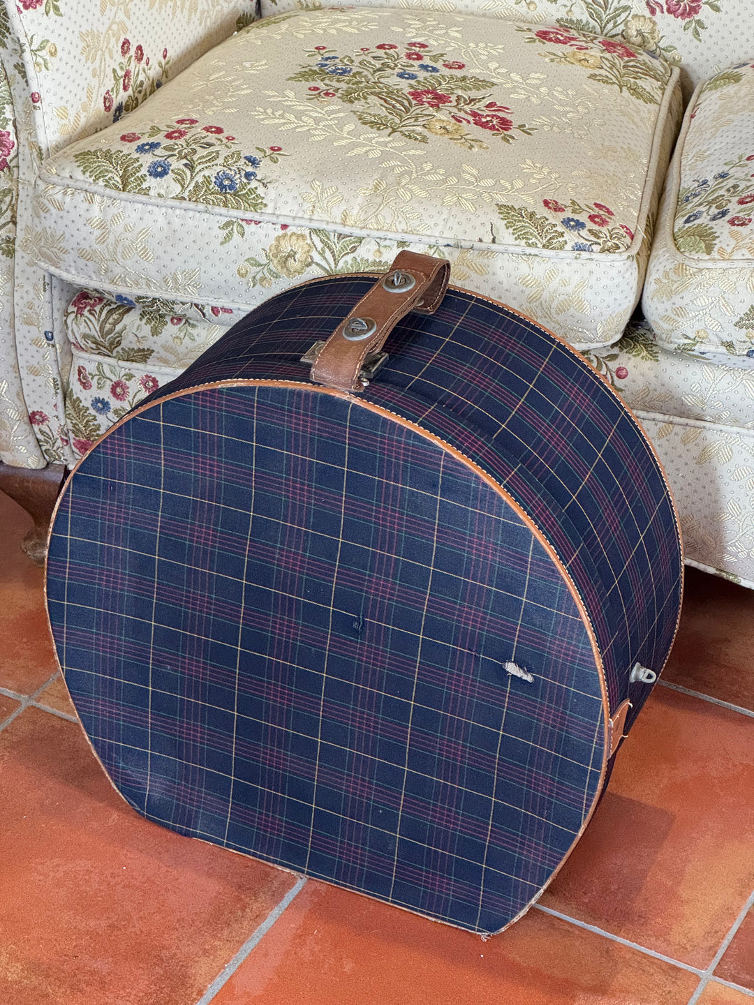 Cappelliera vintage rigida con rivestimento tartan scozzese