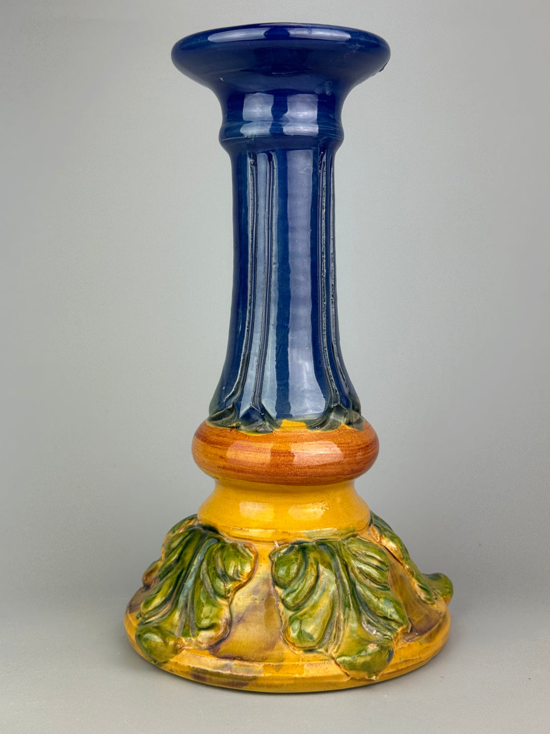 Grande portacandela vintage in ceramica policroma blu cobalto e decori fogliati
