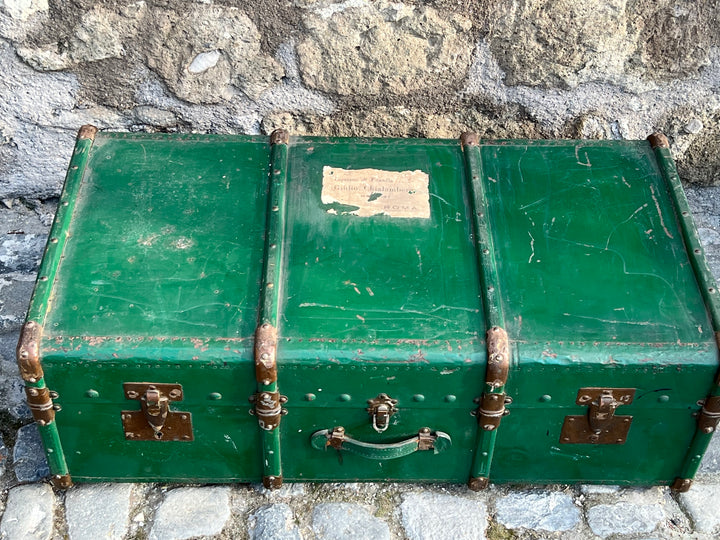 Baule da viaggio vintage in legno rivestito verde