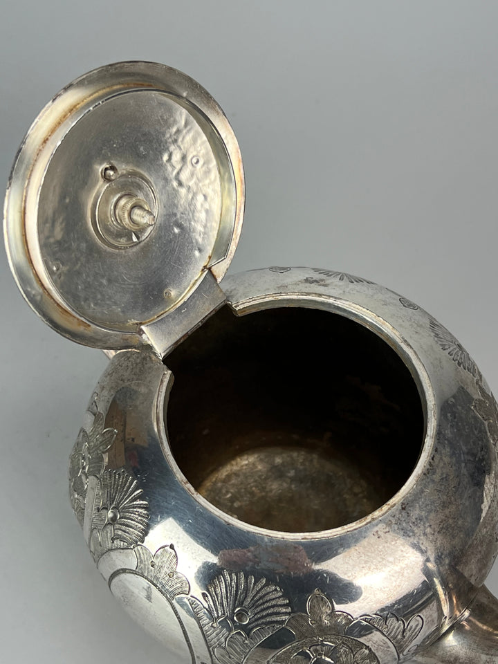 Teiera inglese silverplated decoro inciso