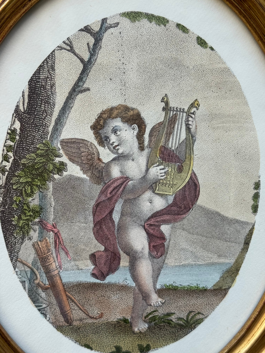 Stampe con Putti in Cornici Ovali Dorate Scene Allegoriche Classiche