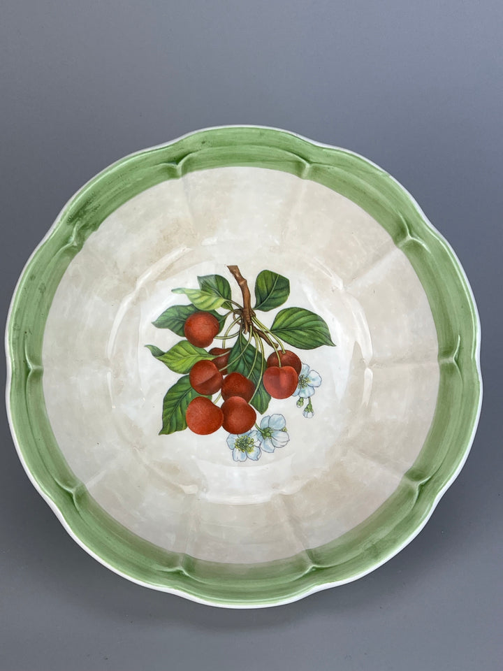 Tris ciotole ceramica due torri decoro frutta