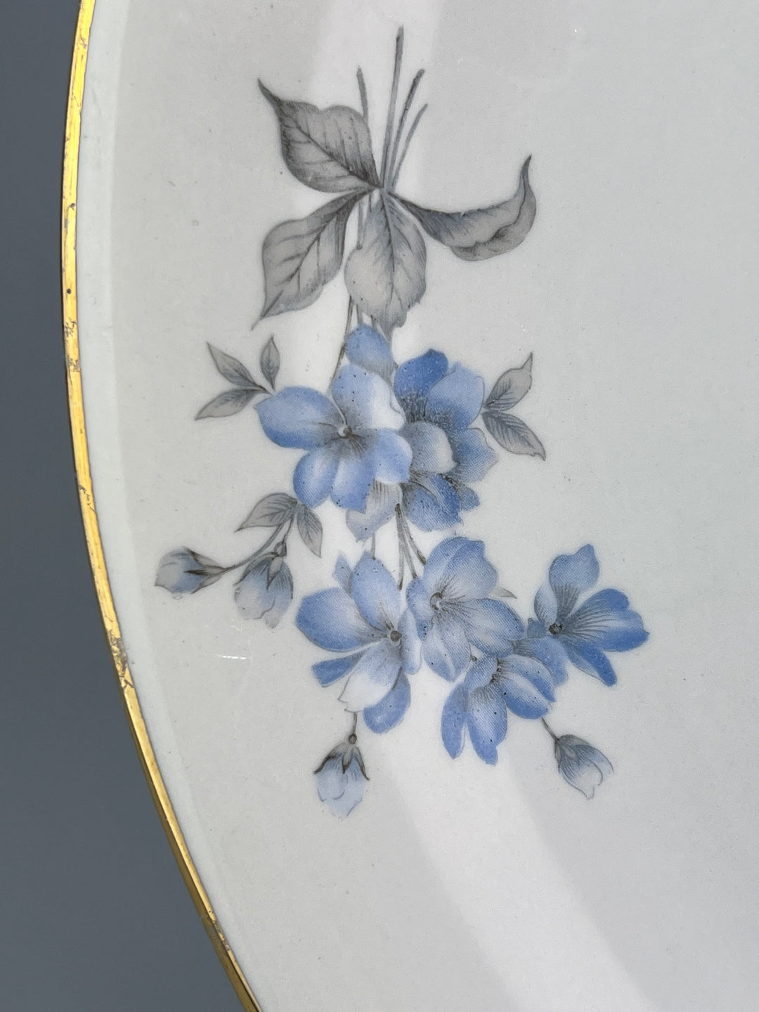 Servizio di piatti 12 persone vintage Dilhand Fabrik fiori celesti e bordo dorato