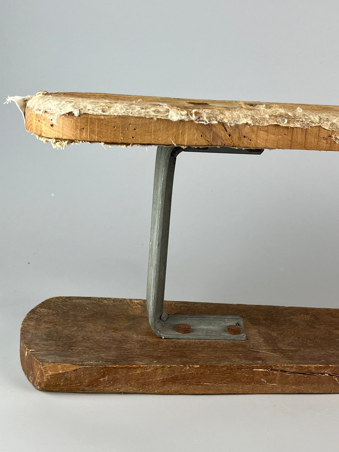 Antico Stiramaniche in legno vintage