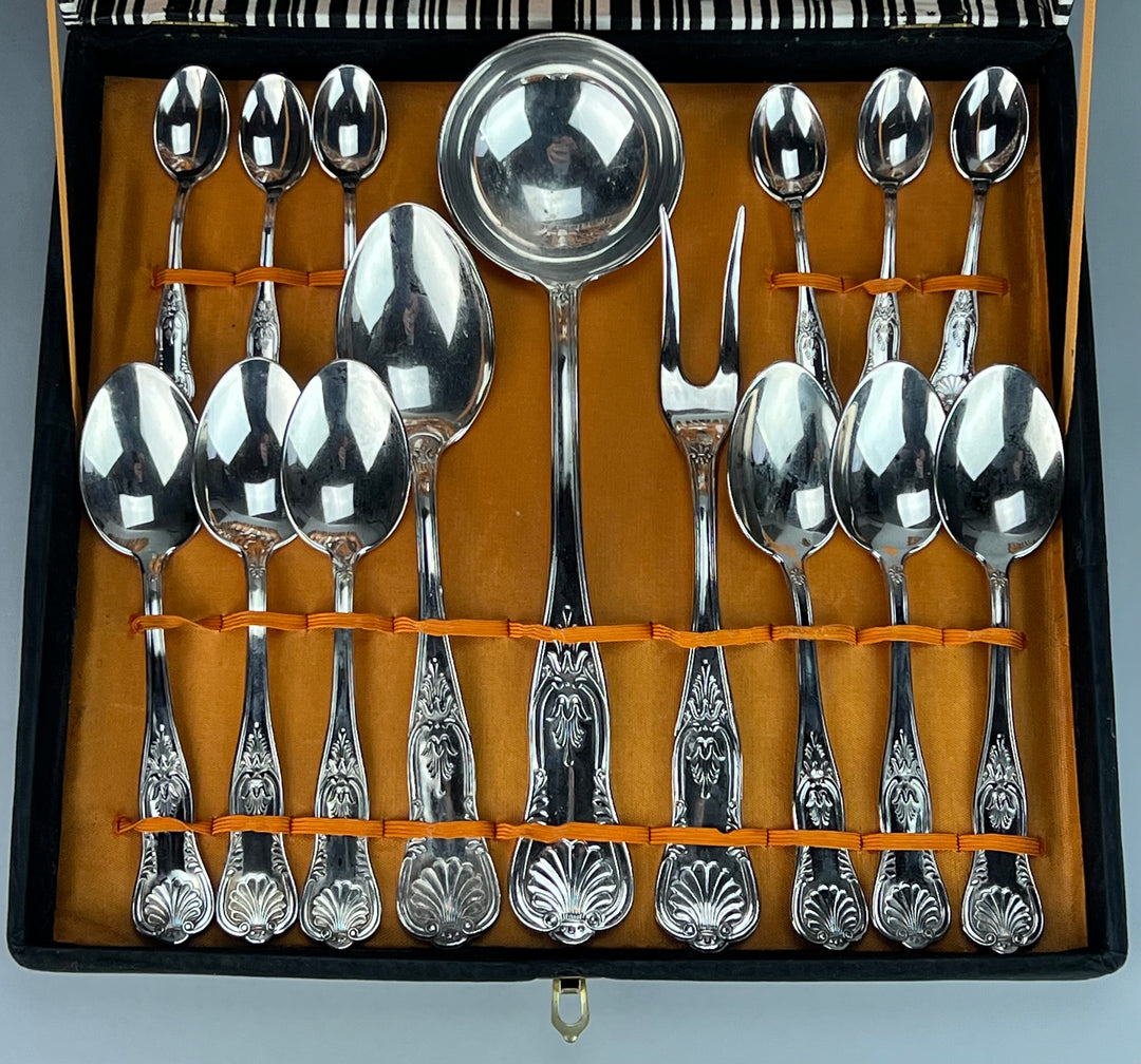 Servizio posate sei persone silverplate