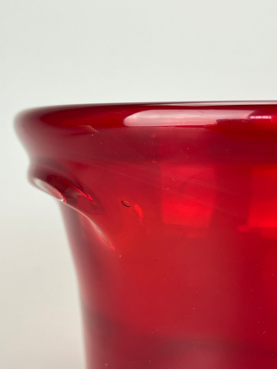 Secchiello da Ghiaccio in Vetro Rosso – Design Vintage