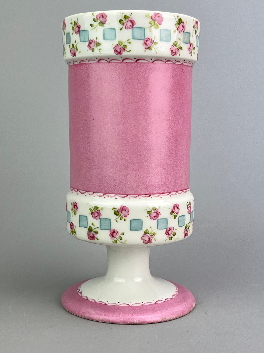 Vaso in porcellana dipinto a mano con decoro floreale rosa vintage