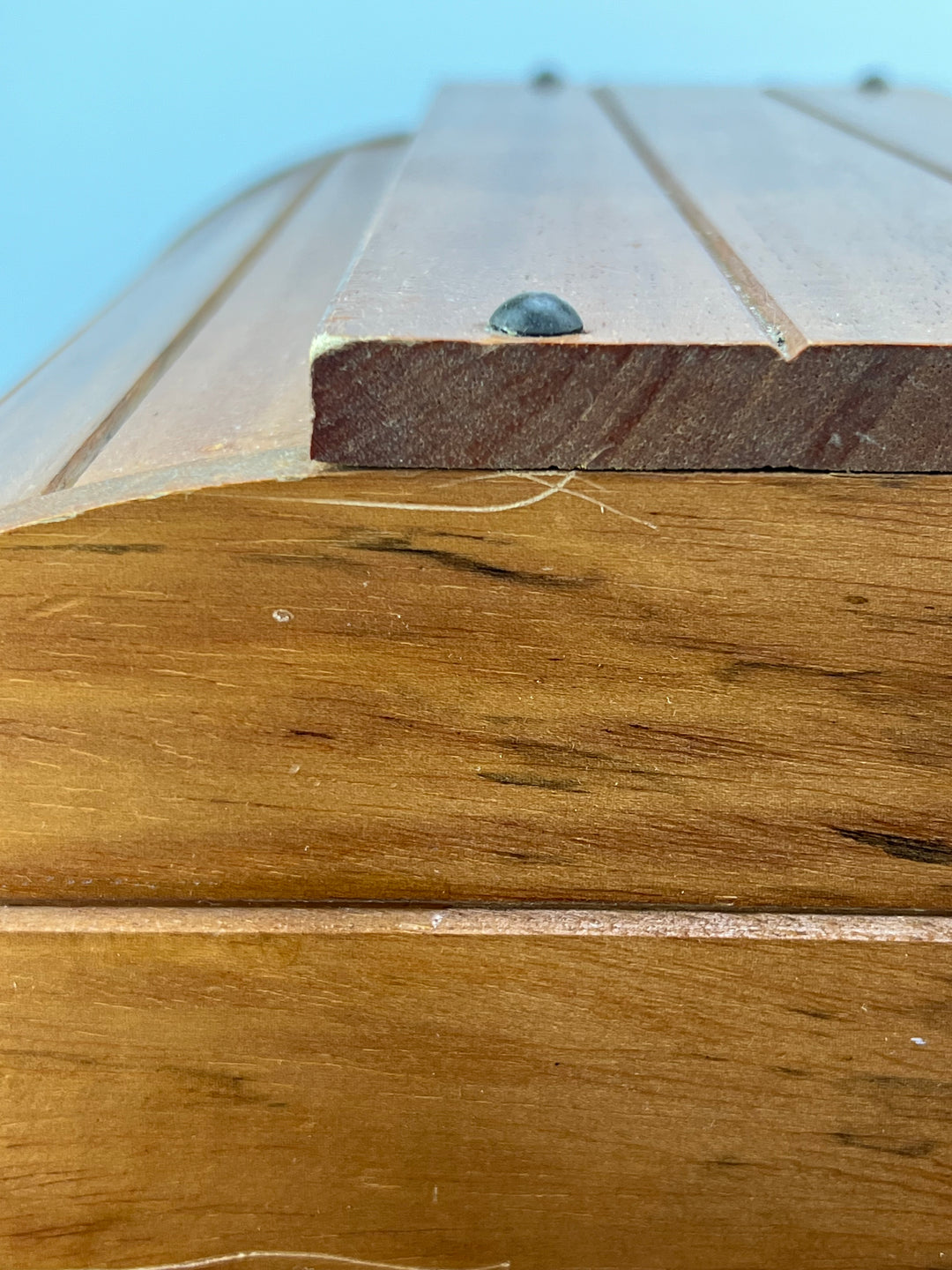 Porta pane vintage in legno con serrandina vintage